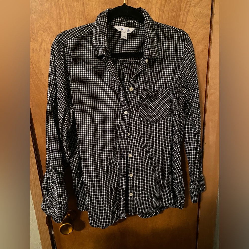 Old Navy L button down